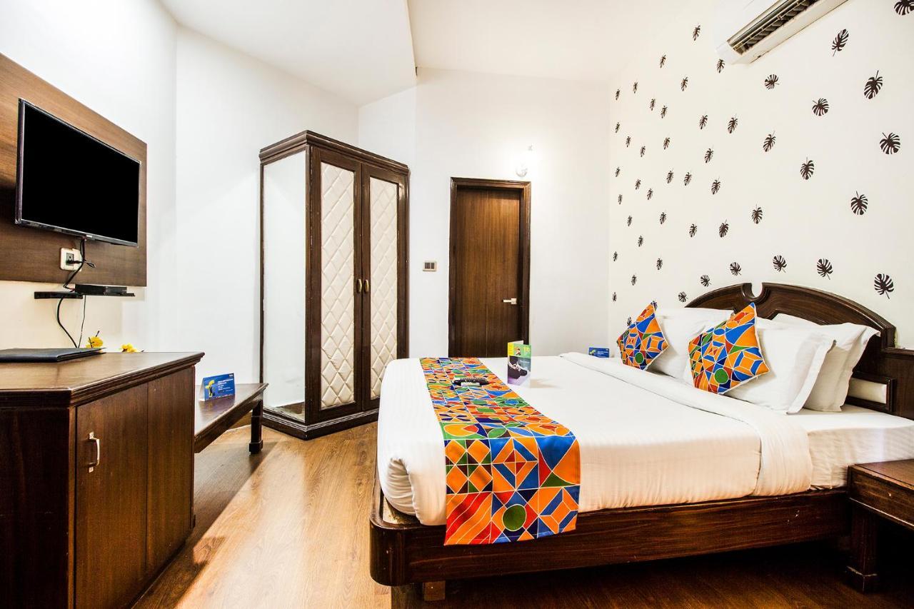 Fabhotel Le Monarque Chandigarh Exterior photo